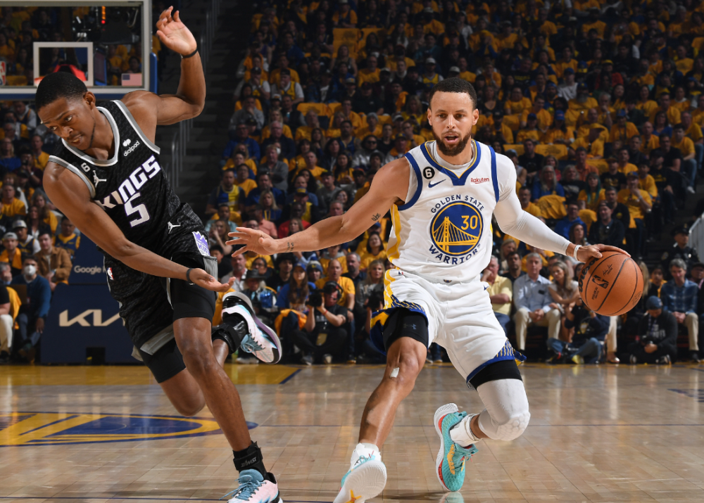 包含清晨NBA季后赛传出新动向,萨克拉门托国王内部沟通,管理层表态——悬念犹存,球探报告显示潜力的词条 包含清晨NBA季后赛传出新动向,萨克拉门托国王内部沟通,管理层表态——悬念犹存,球探报告显示潜力的词条