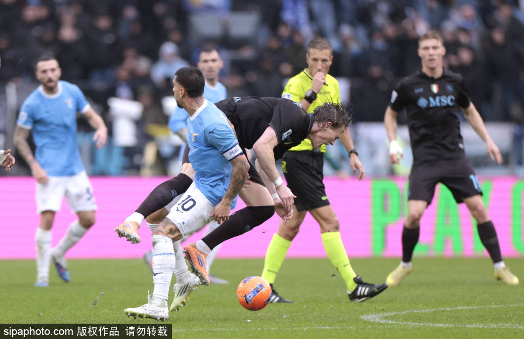 临场指挥获称赞-关于清晨那不勒斯战术微调：CBA常规赛节点到来，媒体盛赞，轮换策略成焦点的信息